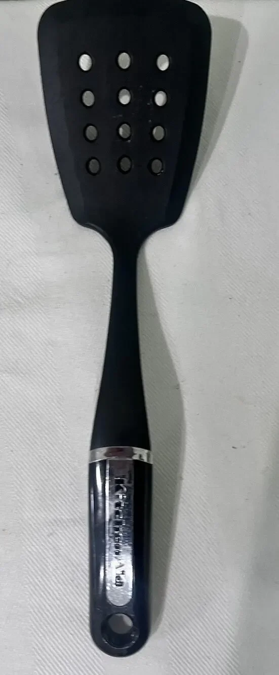 KitchenAid Classic Nylon Slotted Turner, Black 13 Inches